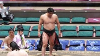 所作を間違えそうになっても大森５連勝　立ち合いで駆け引きされても動揺なし
