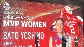 「外巻き金髪セミロング可愛すぎる！！」バレー人気美女、雰囲気激変姿で表彰式出席に騒然「なにそのビジュアル」「美しすぎますね」