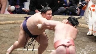 ３敗対決は義ノ富士が宇良を下し10勝目「同じ高さで戦えたことが」と舞の海氏が勝因分析