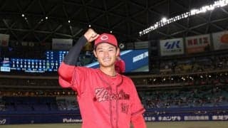 広島・名原「皆様のおかげでこの舞台に立っている」カメラそっちのけで左翼席へ何度も深々と頭を下げる　人間性が垣間見えた初のヒーローインタビュー