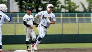 静岡大会の反省生かし、終盤に貴重な本塁打　知徳の3番・笠原塁選手