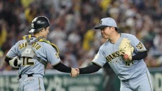 【阪神】村上が今季初完封で３勝目　お立ち台「とても頼もしい」先制打のドラ１ルーキーたたえる