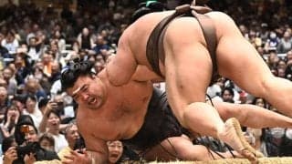 霧島は上体がそってしまって最後の一押しが足りない　優勝は霧島か若隆景のどちらか　４敗の力士はない　武蔵川親方が指摘