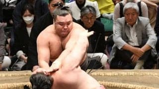 霧島、若隆景とも３敗死守　賜杯の行方は優勝決定戦に