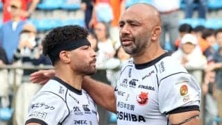【ラグビー】ＳＯモウンガ、日本でのラストプレーに「東芝での日々が終わるのが一番寂しい」　リーチ主将と別れのハグ「もう二度と、一緒にプレーすることがないかも」
