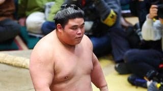 「あれで勝っても何の意味もない」八角理事長が立ち合い変化の伯乃富士に苦言