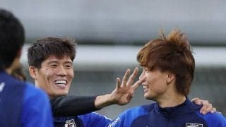 W杯日本代表の板倉滉と冨安健洋がアヤックスで初の同時ピッチ　PK戦を制して来季ECL予選へ