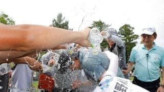 レフティー・細野勇策がＶ！羽川豊以来３５年ぶり偉業　メジャーで決めたツアー初制覇　５度目最終日首位スタートでついに