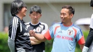前人未到の５大会連続Ｗ杯へ長友佑都「細胞が１０歳くらい若返っている」盟友・吉田麻也の合流に「兄弟が来た感じ。オーラに触れてうれしかった」