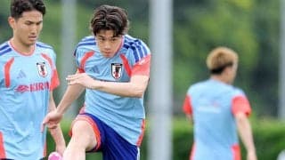 鎖骨骨折のＭＦ鈴木唯人が部分合流で復調アピール「今週１週間かけてコンタクトを確認して…」　負傷して数時間後に手術し、Ｗ杯間に合った