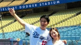 りくりゅうペアの始球式　三浦さんが「教えてもらいました」木原氏が投球の極意伝授　悔しさをにじませたのは？「見れてないんですよ」