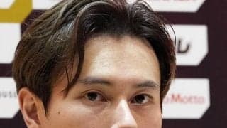【バレー】高橋藍、兄の塁とひざつき笑顔でピースサイン「これからもらんるいを」来季海外移籍