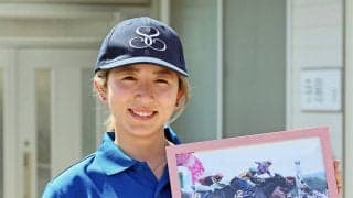 「最高の結果」オークスで快挙達成の今村聖奈騎手が栗東トレセンでピエちゃんと歓喜の時間　新卒の同級生にも「励みになったみたい」　