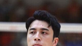 【バレー】高橋塁「今日で９ケ月」愛犬との初めての夏を堪能「可愛すぎ」「2人とも楽しそう」