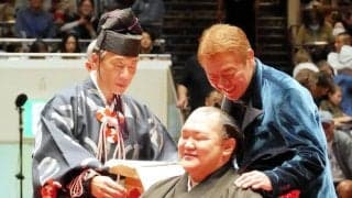 元北勝富士の断髪式「バリカンを持ってこようと思った」玉袋筋太郎がエール「相撲界に革命を起こして」