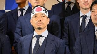 【日本代表】長友佑都がハチマキ姿で“闘魂注入”　久保建英にいじられる場面も