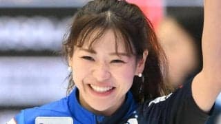 「立ち姿が美しい」「素晴らしい腹筋」　ロコ退団のカーラー「野沢温泉村の図書室の選書と棚づくりが素敵で」と投稿、トレーニング写真も　ＳＮＳ「素敵です」