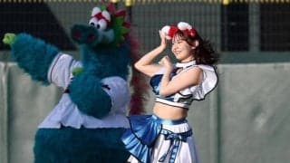 広島　マツダでファイターズガールが「きつねダンス」披露　交流戦ならではの企画で球場盛り上げる