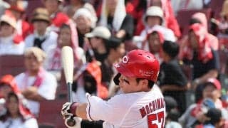 【広島】バッテリーが攻撃でも活躍　持丸泰輝が４号ソロ、先発森下暢仁は左越えタイムリー二塁打