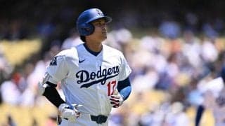 ドジャースが疑惑の判定でピンチを広げ、先制点を献上「完全に当たってますね」伊東勤氏が指摘