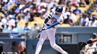大谷翔平、３打席目はライナー性の打球を放つも右翼のアデルの好守に阻まれ右直