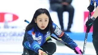 藤沢五月が天仰ぐ痛恨ミス　前半終えて０－５　第４Ｅラストショットでまさかの通過、第５Ｅもドロー決めきれず　ＳＣ軽井沢ク戦