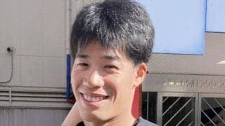 衝撃２ショに「並んでいると本当に兄弟」　ヤクルト・塩見「思わずお兄さんと呼んでしまうほど！」と元サッカー代表ＤＦとの対面報告　ＳＮＳ「どっちかわからんかった！」「そっくり！！」
