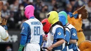 【日本ハム】「頭頂部がはげている」オズワルド畠中ファーストピッチでワンバン投球