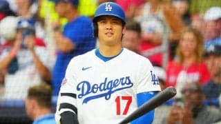 大谷翔平の“神妙空港ショット”…ドジャース公式SNSが公開「勝ちに行ってらっしゃ～い」