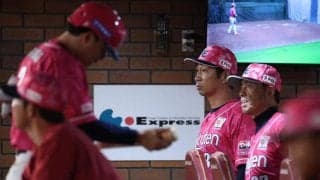 楽天が５連敗　三木監督休養後初の試合で完封負け　先発古謝が１回２０球で降板のアクシデント