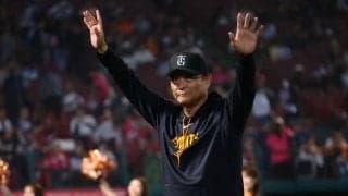 絶好調の巨人・橋上監督代行　戸郷を絶賛「見事でしたね。最後も外野を前進させて何とかみんなで完封させようと」
