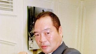 ガッツ石松さん死去、「幻の右」でＷＢＣ世界ライト級王座５度防衛　引退後はタレント・俳優として活躍「ＯＫ牧場」の決めぜりふも　今年３月のセレモニーが最後の公の場