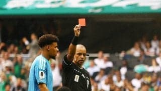 【Ｗ杯】南アフリカ、２人の退場者を出して開幕戦で敗北　数的不利で劣勢覆せず