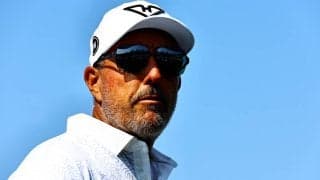 フィル・ミケルソンが女性に不適切な身体的接触 メンバーコースから追放