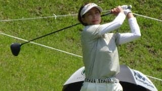 佐藤靖子が通算３アンダーで単独首位「明日は自分との戦い」明治安田カップ　女子ゴルフ