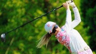 桑木志帆　今季２勝目へ首位浮上「手応えすごくいい」前日64、この日65と好調も一喜一憂せず