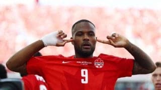 【Ｗ杯】開催国カナダが歴史的勝ち点１　後半３３分に執念ゴール！赤く染まったトロント歓喜　ボスニア・ヘルツェゴビナと引き分け