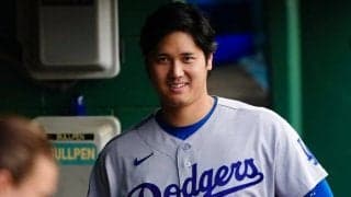 スタメン外の大谷翔平、突如届けた相棒の“近影”　ハムハム→ボトッ、10秒に詰まった愛