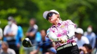 桑木志帆が3打差首位最終日へ 永井花奈2位、14歳ソア・キムは3位