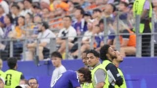 【Ｗ杯】左膝負傷の久保建英　車いすで会場を後に…森保ジャパンに衝撃「スムーズに歩行できる状態ではない」と関係者…次戦チュニジア戦に暗雲