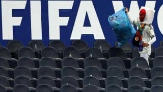 【W杯】193センチNFLスターが日本サポーターとゴミ拾い　投稿10時間で22万超「いいね」