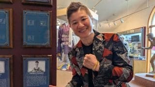 元女子５階級制覇王者・藤岡奈穂子さん国際殿堂入り式典で英語スピーチ、ゴロフキンらと対面