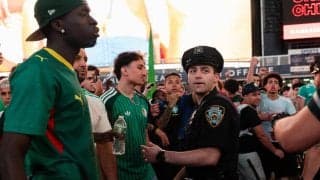 騒然、パンチも…タイムズスクエアでアルゼンチンとアルジェリアサポが衝突、１人拘束と米紙報道