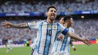 Ｖ候補アルゼンチンのトップレスガールズ、スタンド登場なるか!?　４年前中東で上半身裸で話題