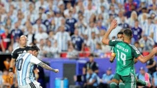 メッシ衝撃ハット！！！アルゼンチンＷ杯連覇へ完勝発進　最多得点タイ＆自身初３得点＆４大会連続ゴール“伝説”の試合に観客総立ち