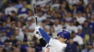 大谷翔平の１５号先制弾にロブレスキーが大喜び　戻ってきた大谷の頭をポンとたたいて感謝　６回無失点の快投に報いる一撃