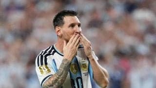 メッシ、先制点後の涙の理由「スポーツとは関係ない話　私は困難で複雑な日々を過ごしていた」