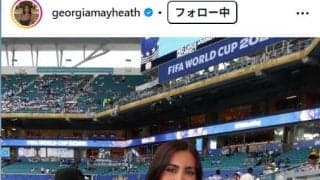 エムバペの元恋人で人気インフルエンサー、現在交際中のウルグアイ代表選手のユニ姿でＷ杯観戦