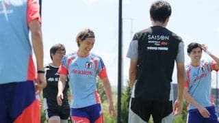 【Ｗ杯】左膝負傷の久保建英、グラウンドに姿なし　板倉滉「チュニジア戦に向けてできることを彼自身やっていると思います」
