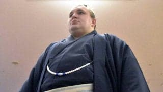 安青錦がパリ公演から帰国　現地で約１年ぶりにウクライナから離れた両親と再会「ヴェルサイユ宮殿に家族と一緒に行けて良かった」